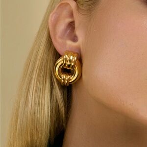 AUREUM Gold Nara Earrings